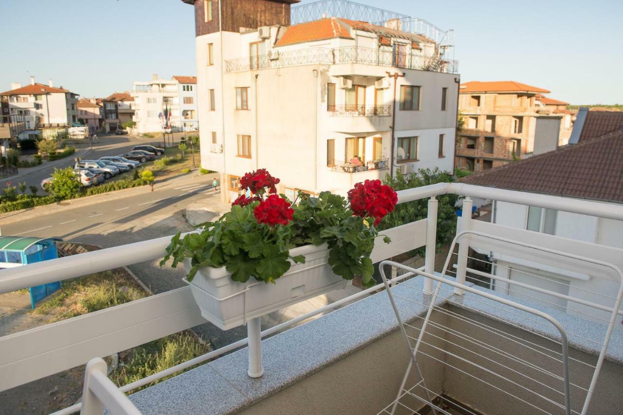Hiora Apartments Vasiliko ซาเรโว ภายนอก รูปภาพ