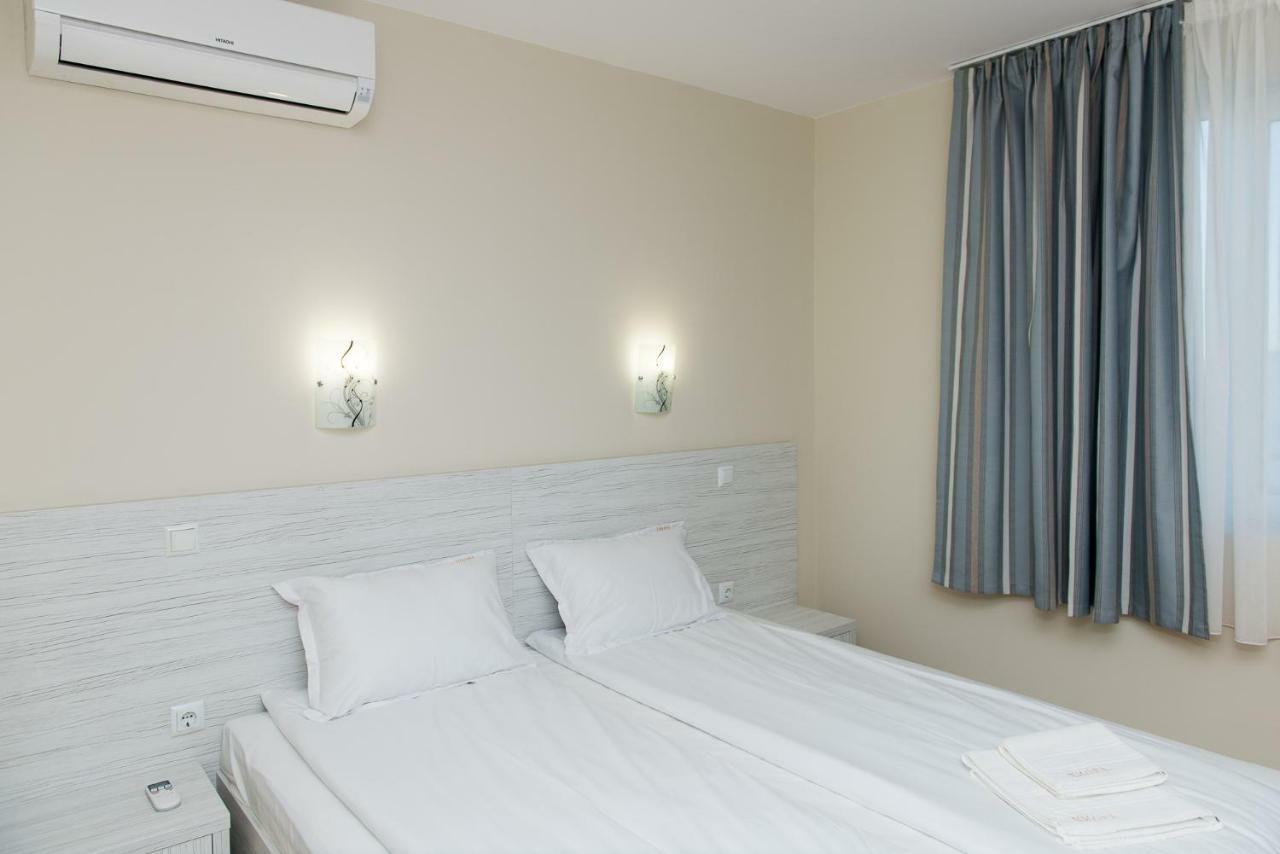 Hiora Apartments Vasiliko ซาเรโว ภายนอก รูปภาพ