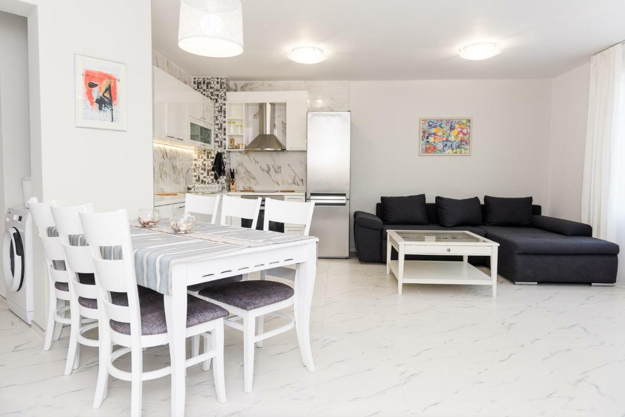 Hiora Apartments Vasiliko ซาเรโว ภายนอก รูปภาพ