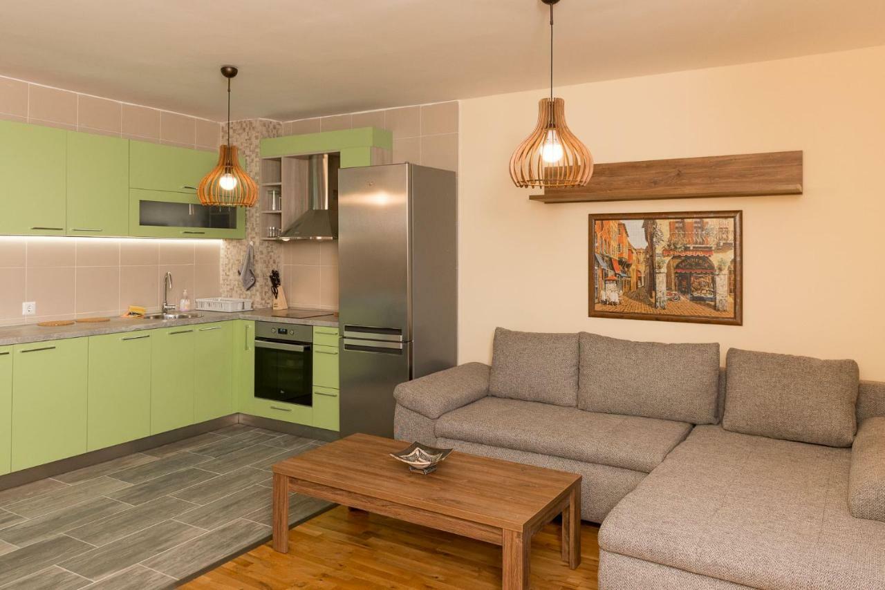 Hiora Apartments Vasiliko ซาเรโว ภายนอก รูปภาพ