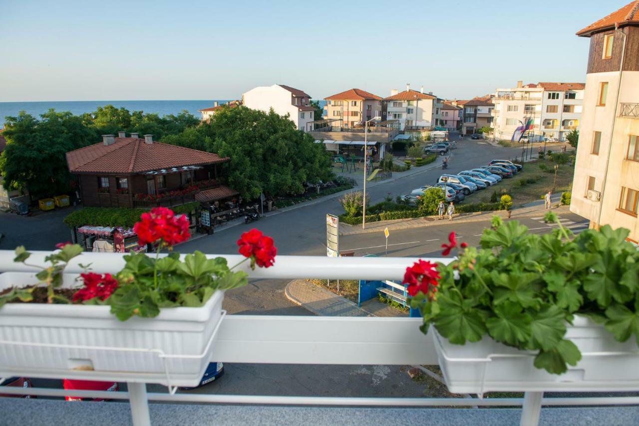 Hiora Apartments Vasiliko ซาเรโว ภายนอก รูปภาพ
