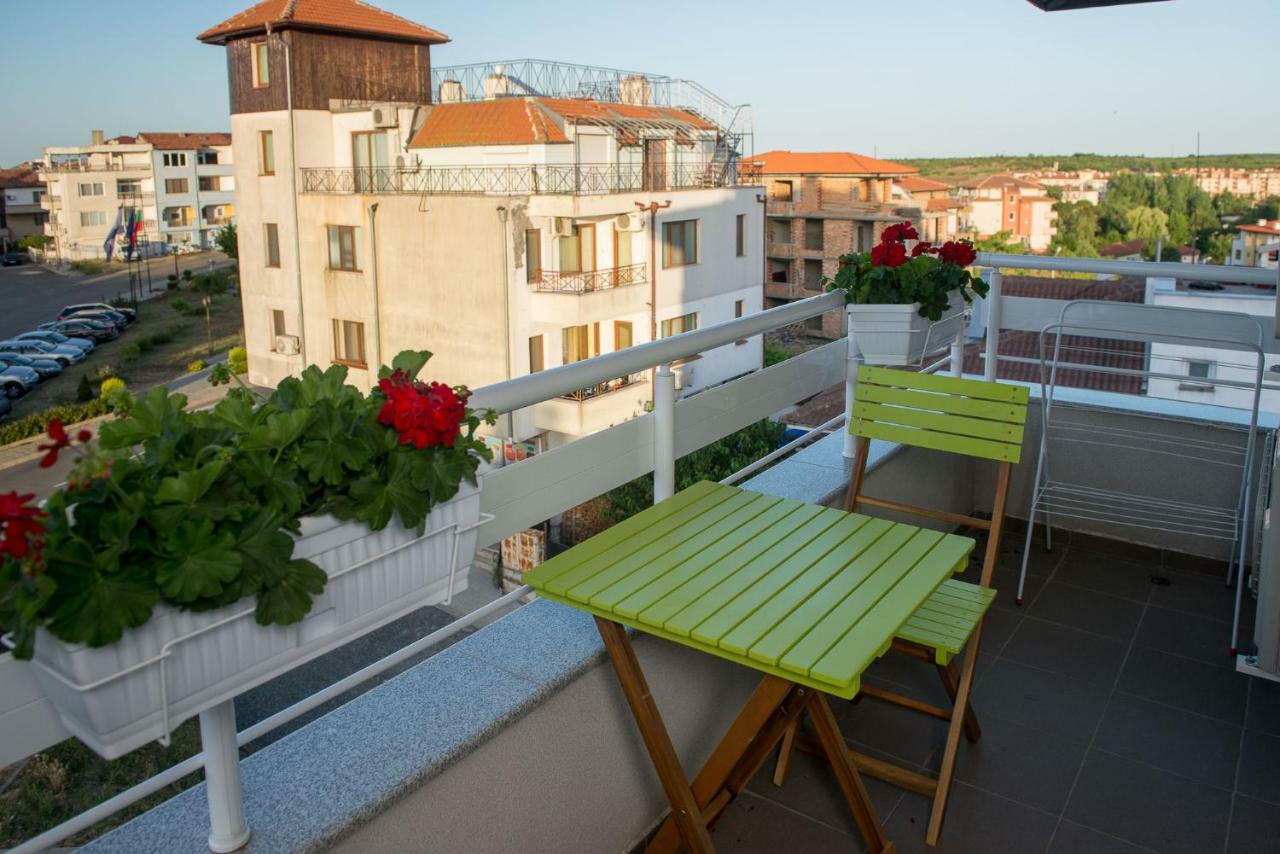 Hiora Apartments Vasiliko ซาเรโว ภายนอก รูปภาพ
