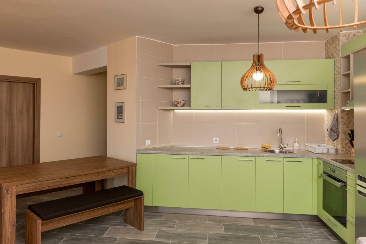 Hiora Apartments Vasiliko ซาเรโว ภายนอก รูปภาพ