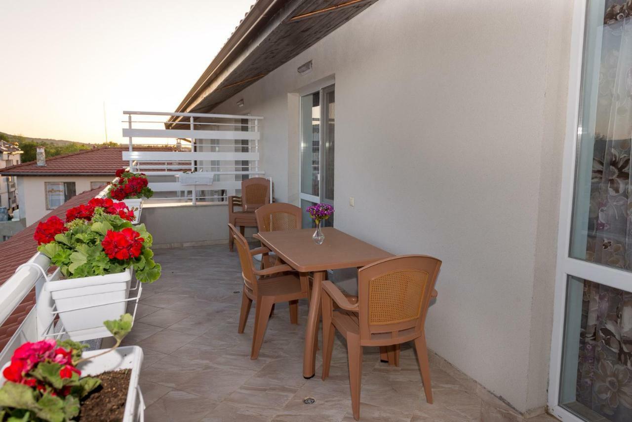 Hiora Apartments Vasiliko ซาเรโว ภายนอก รูปภาพ