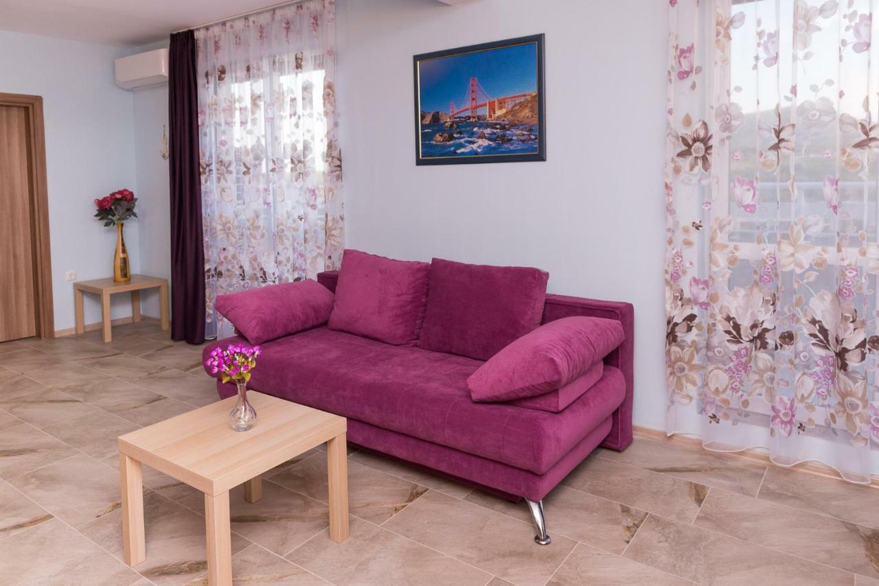 Hiora Apartments Vasiliko ซาเรโว ภายนอก รูปภาพ