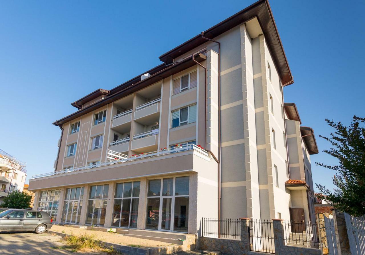 Hiora Apartments Vasiliko ซาเรโว ภายนอก รูปภาพ
